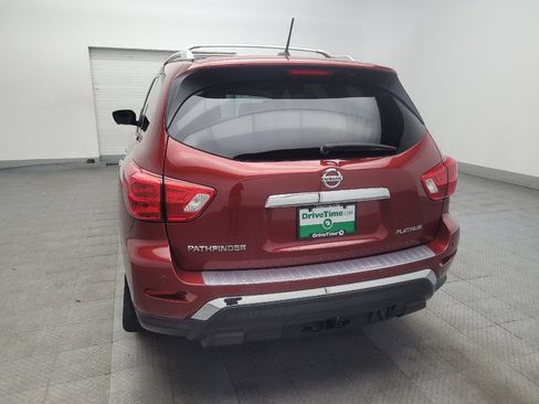 Used 2017 Nissan Pathfinder Platinum w/ Family Entertainment Package FWD image 6