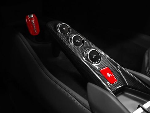 Certified 2020 Ferrari F8 Tributo RWD image 56