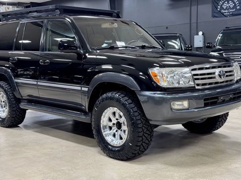 Used 2007 Toyota Land Cruiser AWD/4WD image 15