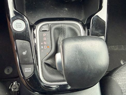 Used 2020 Kia Soul EX FWD image 13