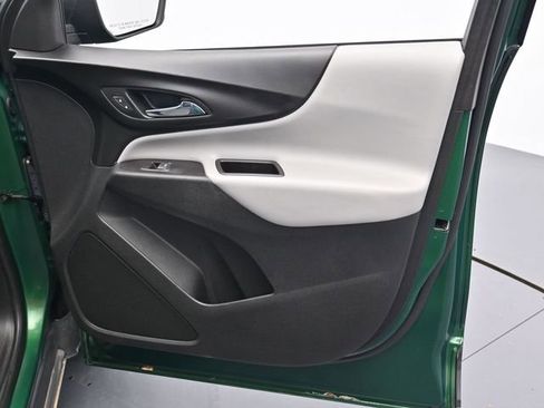 Used 2018 Chevrolet Equinox LS image 29