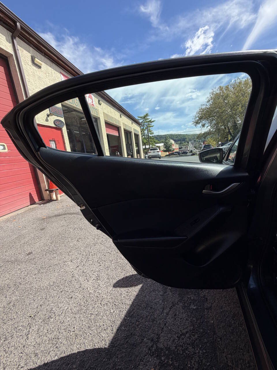 Used 2014 MAZDA MAZDA3 i Sport FWD image 26