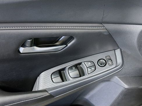 Used 2024 Nissan Sentra SV image 15