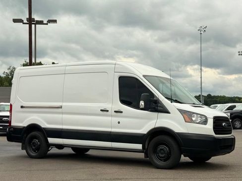 Used 2019 Ford Transit 350 148 Medium Roof RWD image 22