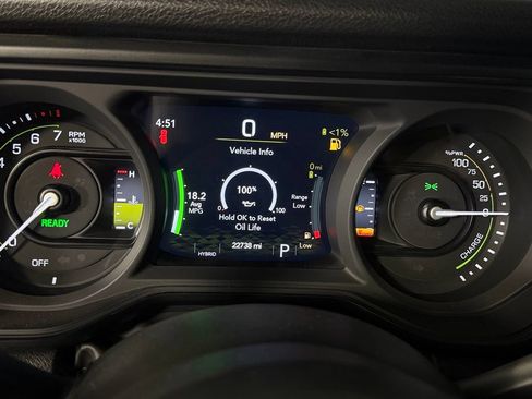 Used 2024 Jeep Wrangler Unlimited w/ Convenience Group AWD/4WD image 14