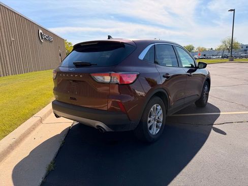 Used 2021 Ford Escape SE FWD image 5