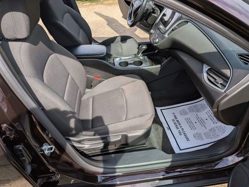 Used 2020 Chevrolet Malibu RS image 34