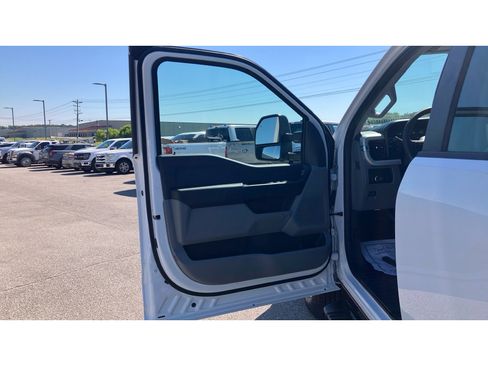 Used 2026 Ford F350 XL AWD/4WD image 17
