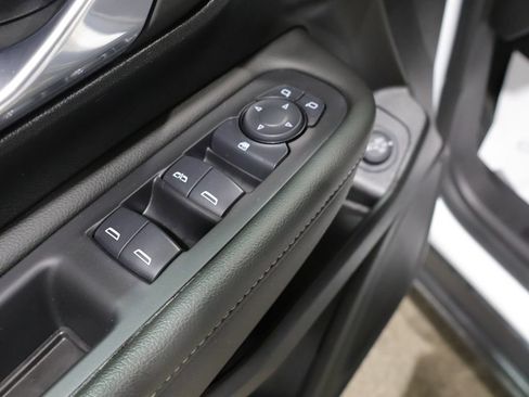 Used 2024 GMC Terrain SLT AWD/4WD image 13