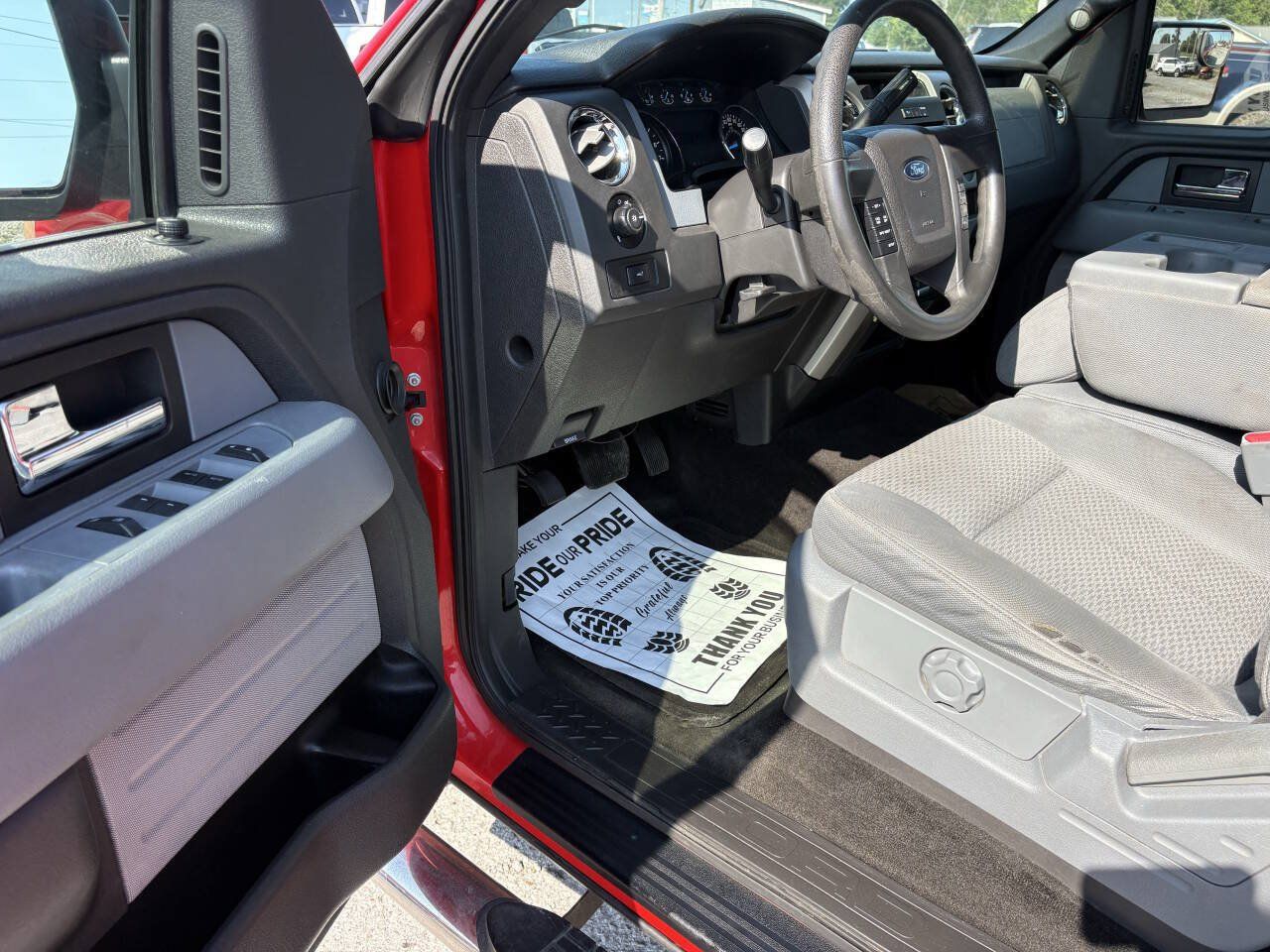 Used 2014 Ford F150 XLT AWD/4WD image 21