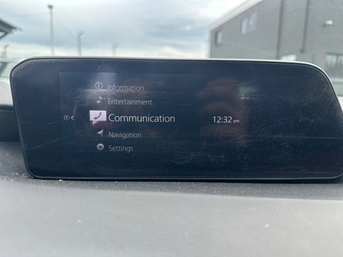 Used 2019 MAZDA MAZDA3 Hatchback FWD image 14