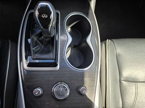 Used 2019 INFINITI QX60 Luxe w/ Essential Package image 23