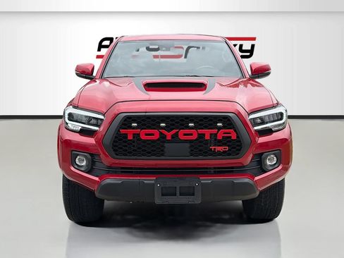 Used 2023 Toyota Tacoma TRD Sport AWD/4WD image 2