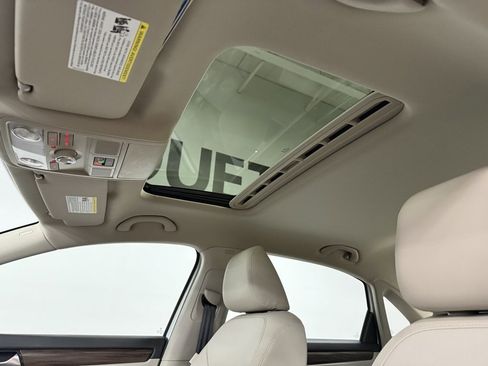 Used 2020 Volkswagen Passat 2.0T SEL image 16