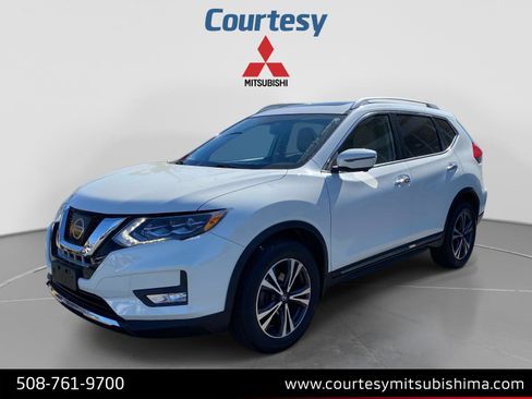 Used 2017 Nissan Rogue SL w/ SL Premium Package AWD/4WD image 1
