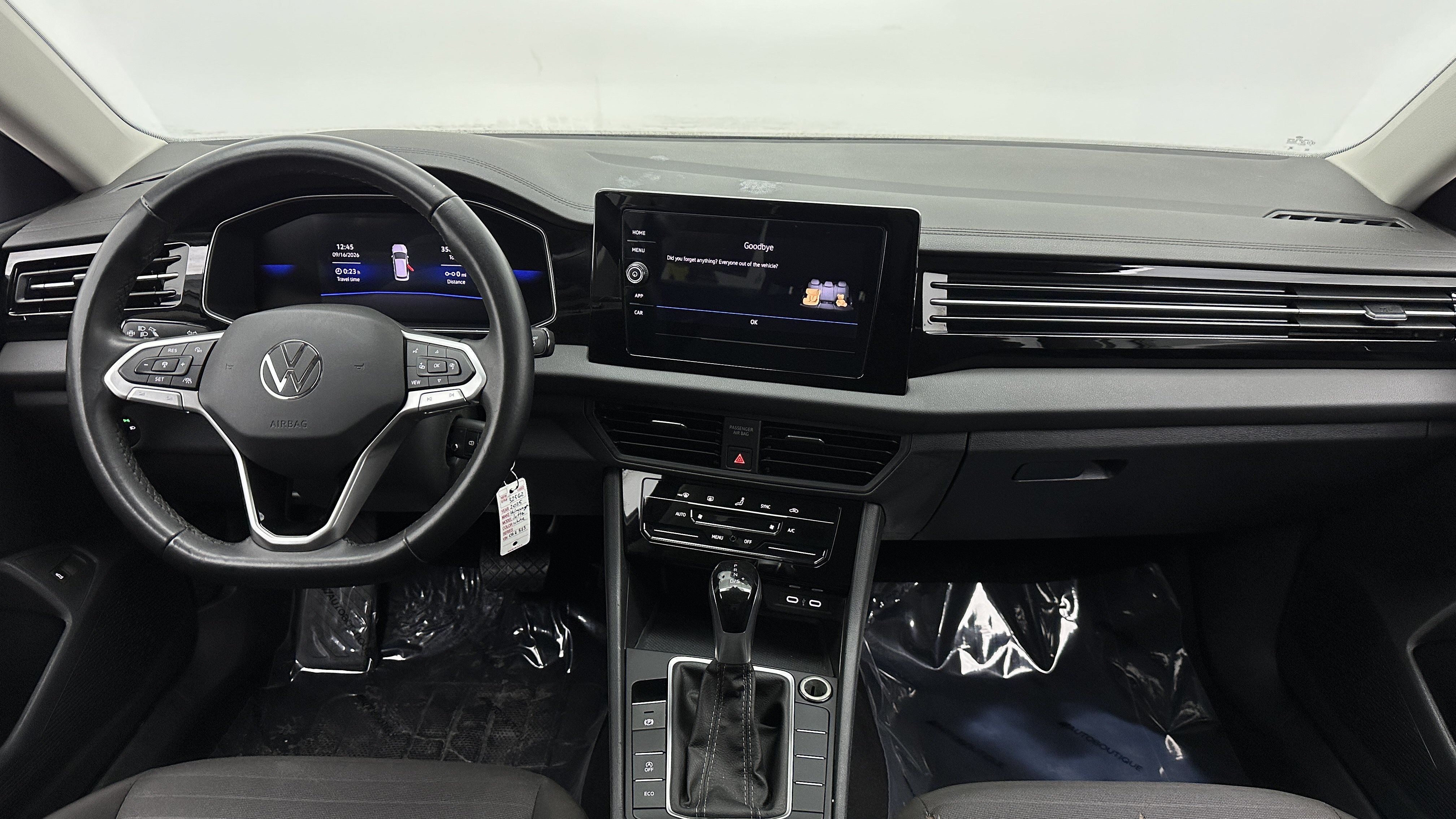 Used 2025 Volkswagen Jetta S FWD image 28