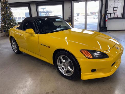 Used 2003 Honda S2000 image 24