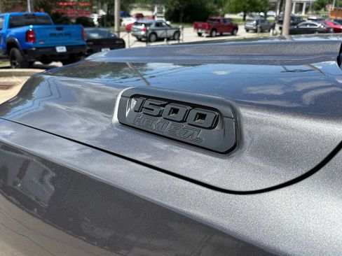 Used 2021 RAM 1500 Big Horn RWD image 11