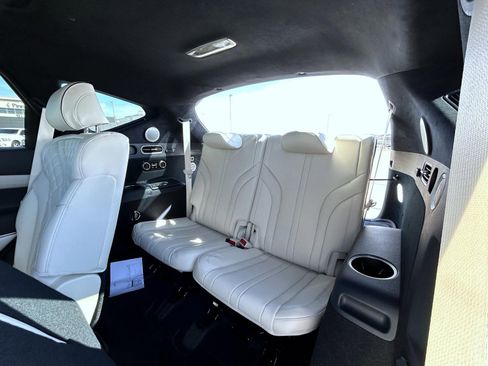 New 2026 Genesis GV80 3.5T Prestige image 12