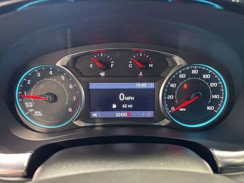 Used 2023 Chevrolet Traverse LT AWD/4WD image 12