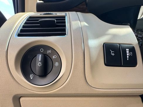 Used 2017 Ford Flex Limited image 25