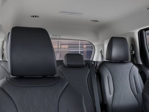 New 2026 Kia Carnival FWD image 27