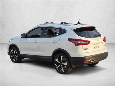 Used 2020 Nissan Rogue Sport SL w/ Premium Package FWD image 7