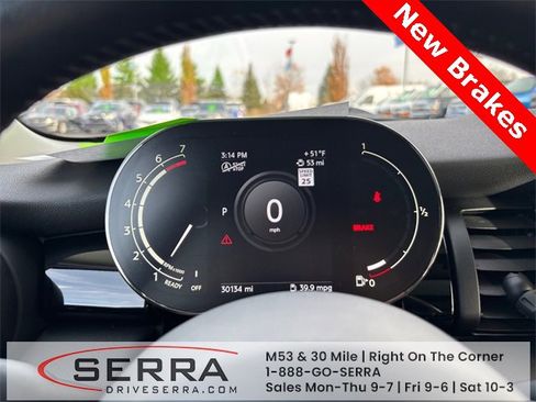 Used 2021 MINI Cooper 4-Door Hardtop w/ 6.5" Touchscreen Package image 22