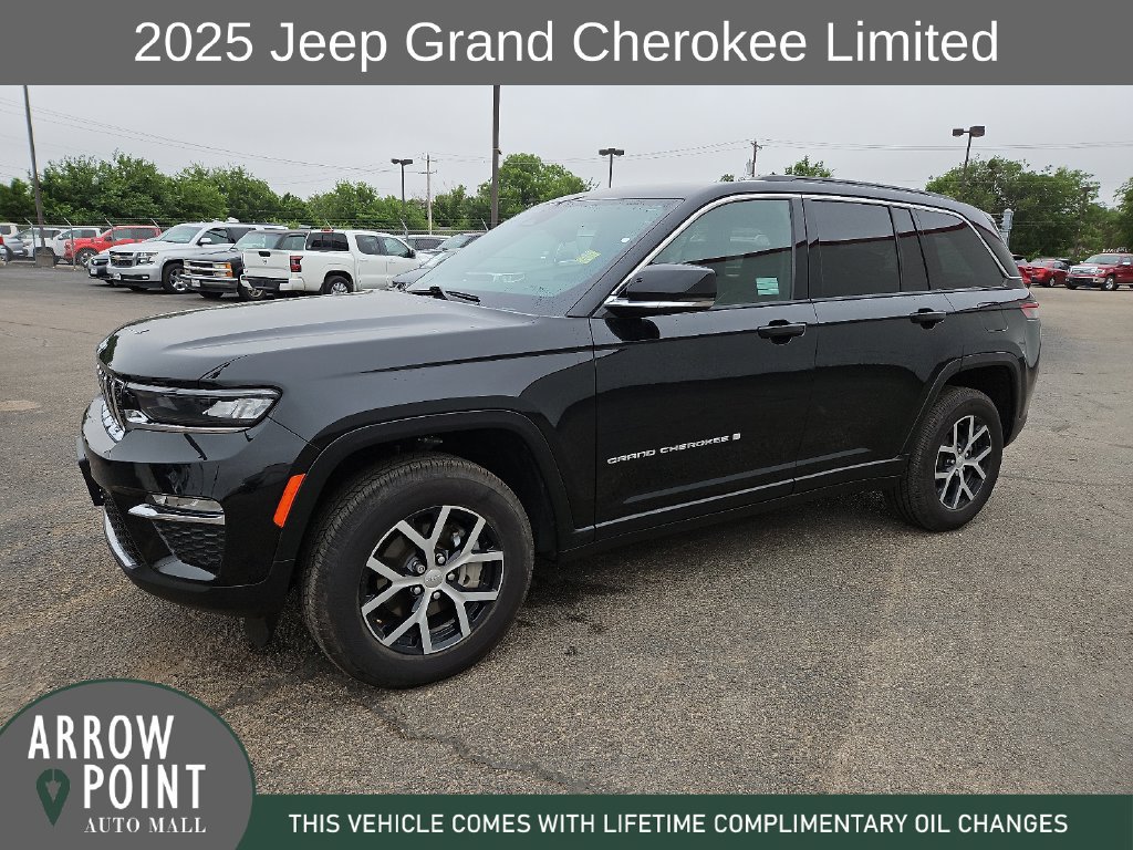 Used 2025 Jeep Grand Cherokee Limited AWD/4WD image 5