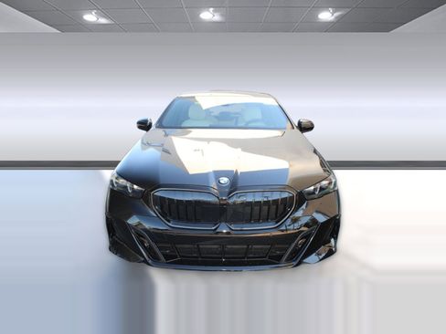 New 2026 BMW 530i w/ M Sport Package image 6