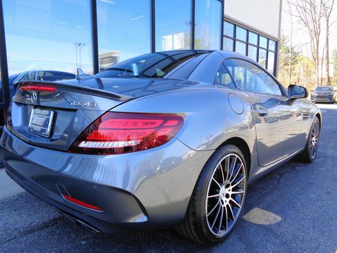 Used 2018 Mercedes-Benz SLC 43 AMG image 11