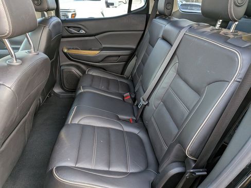 Used 2018 GMC Acadia Denali w/ Technology Package image 16