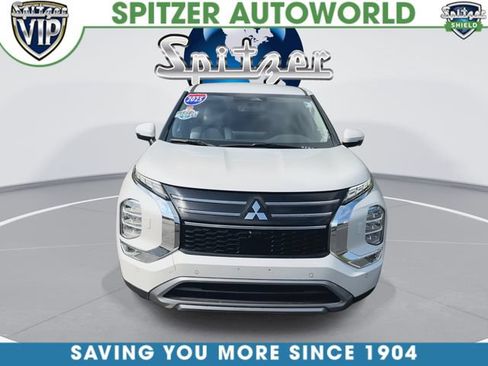 Used 2025 Mitsubishi Outlander SE AWD/4WD image 3