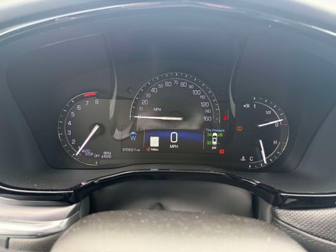 Used 2019 Cadillac XT5 Luxury AWD/4WD image 10