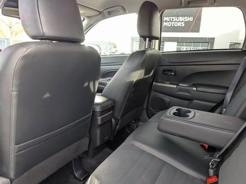 Used 2024 Mitsubishi Outlander Sport SE image 29