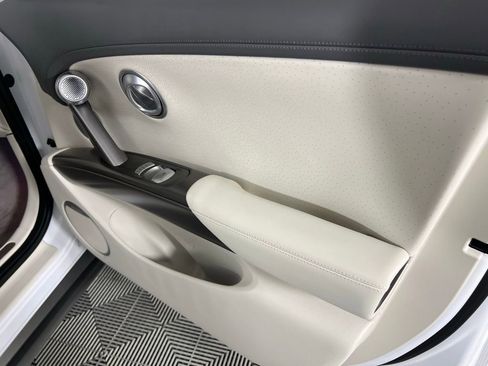 Used 2024 Genesis GV60 Advanced image 36