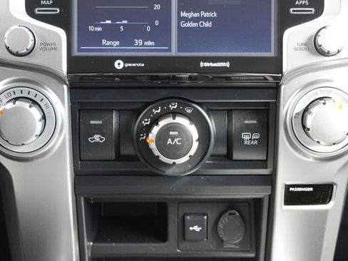 Used 2024 Toyota 4Runner SR5 image 32