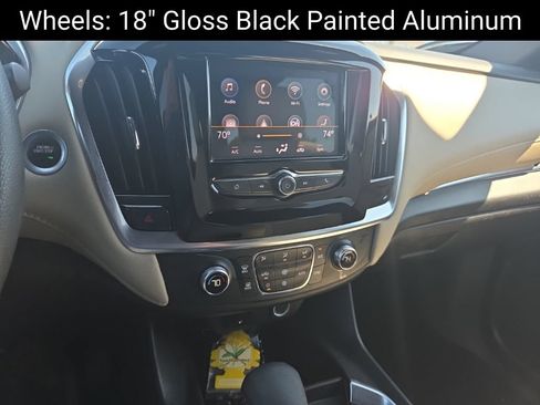 Used 2022 Chevrolet Traverse LS w/ Midnight/Sport Edition AWD/4WD image 17