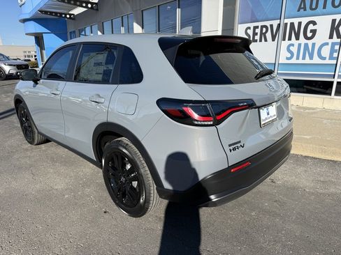 New 2026 Honda HR-V Sport image 13