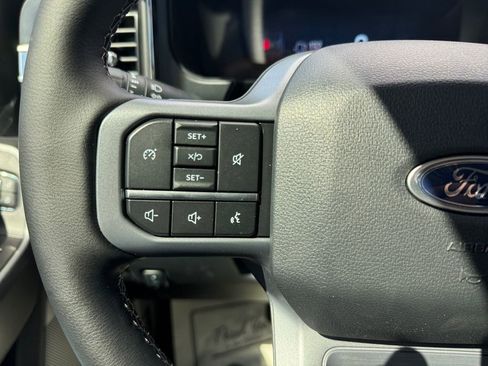 Used 2026 Ford F350 Lariat w/ Black Appearance Package image 23