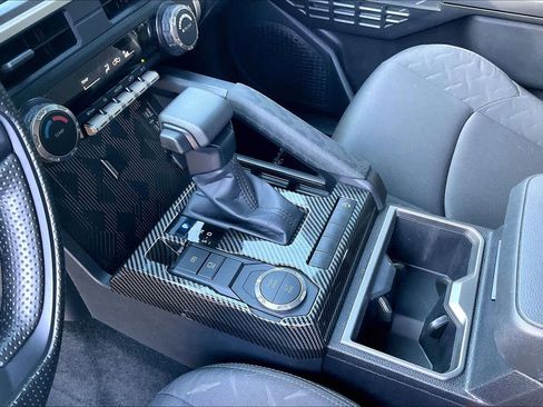 Used 2025 Toyota Tacoma SR5 image 15