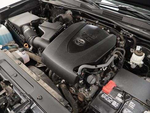 Used 2023 Toyota Tacoma SR AWD/4WD image 51