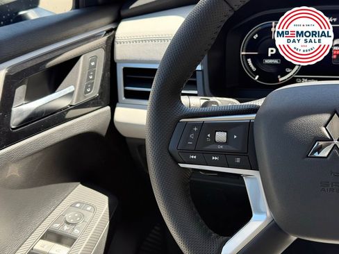 New 2025 Mitsubishi Outlander SEL AWD/4WD image 10