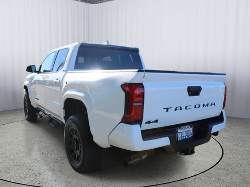 Used 2025 Toyota Tacoma SR5 image 6