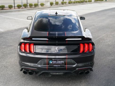 Used 2022 Ford Mustang Shelby GT500 w/ Technology Package RWD image 18