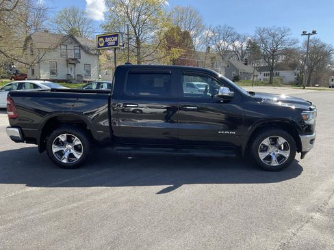 Used 2022 RAM 1500 Laramie AWD/4WD image 6