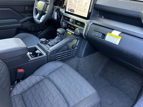 New 2026 Toyota 4Runner TRD Off-Road Premium AWD/4WD image 17