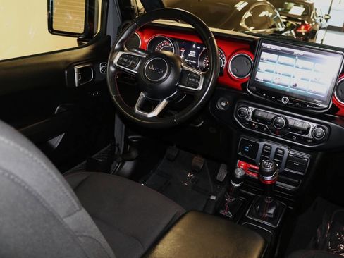 Used 2019 Jeep Wrangler Rubicon image 14