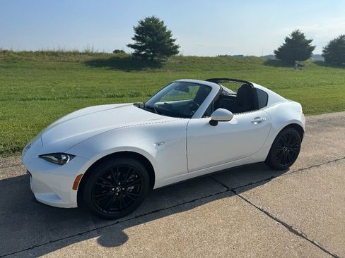 Used 2024 MAZDA MX-5 Miata RF Grand Touring image 13