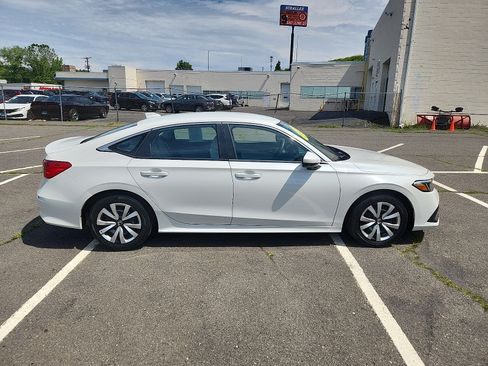 Used 2023 Honda Civic LX image 7